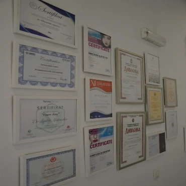 Diplome i sertifikati ordinacije Lopičić